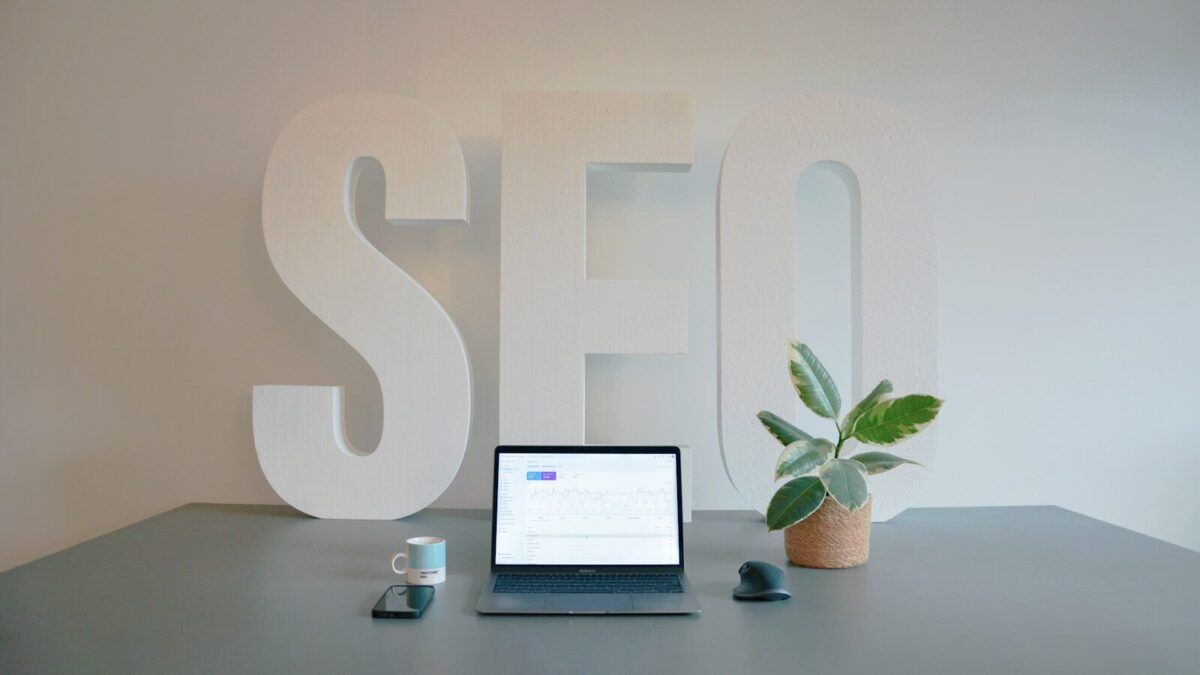Átfogó SEO stratégia a Kanga Design SEO ügynökség kínálatában
